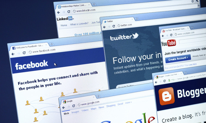 social media flups