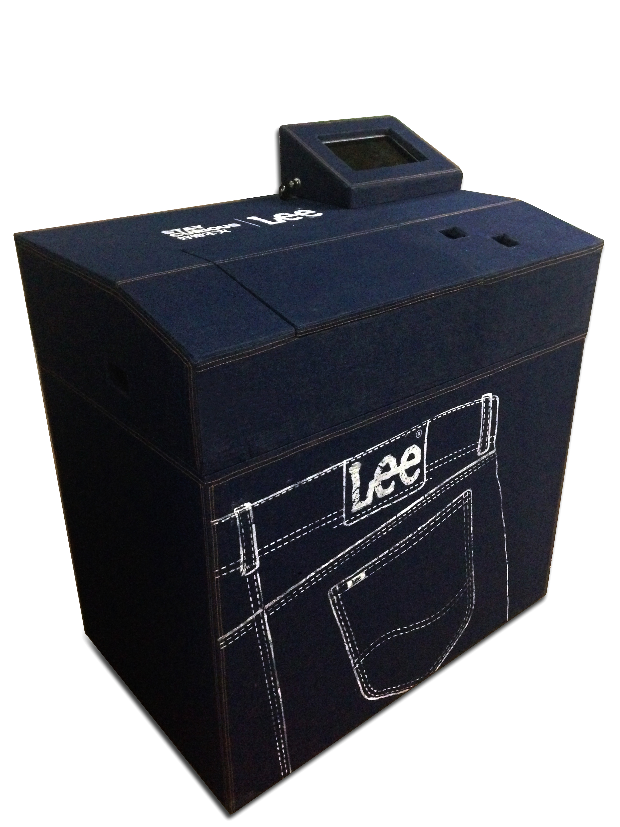 Lee Jeans Launches Laser Engraving Machines For Tailor Made Patches