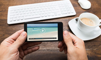 mobile video 123rf