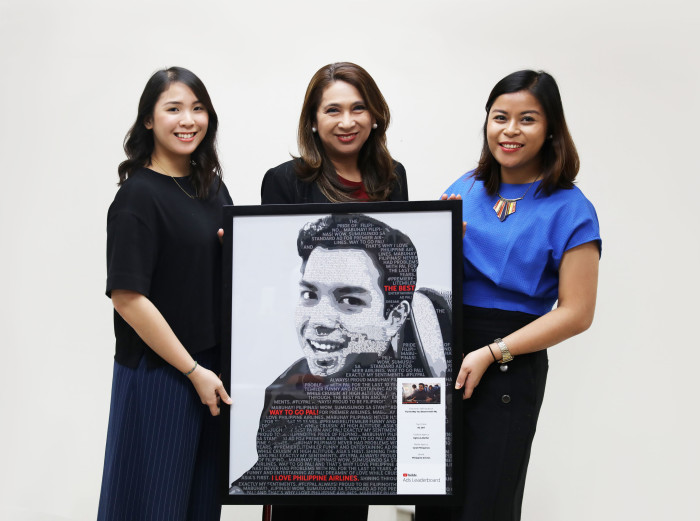 PAL VP for marketing Ria C. Domingo (center), corporate marketing officer Sophie Gianan and corporate marketing manager Hazel dela Cruz receive the award
