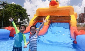 B.Duck Water Slide